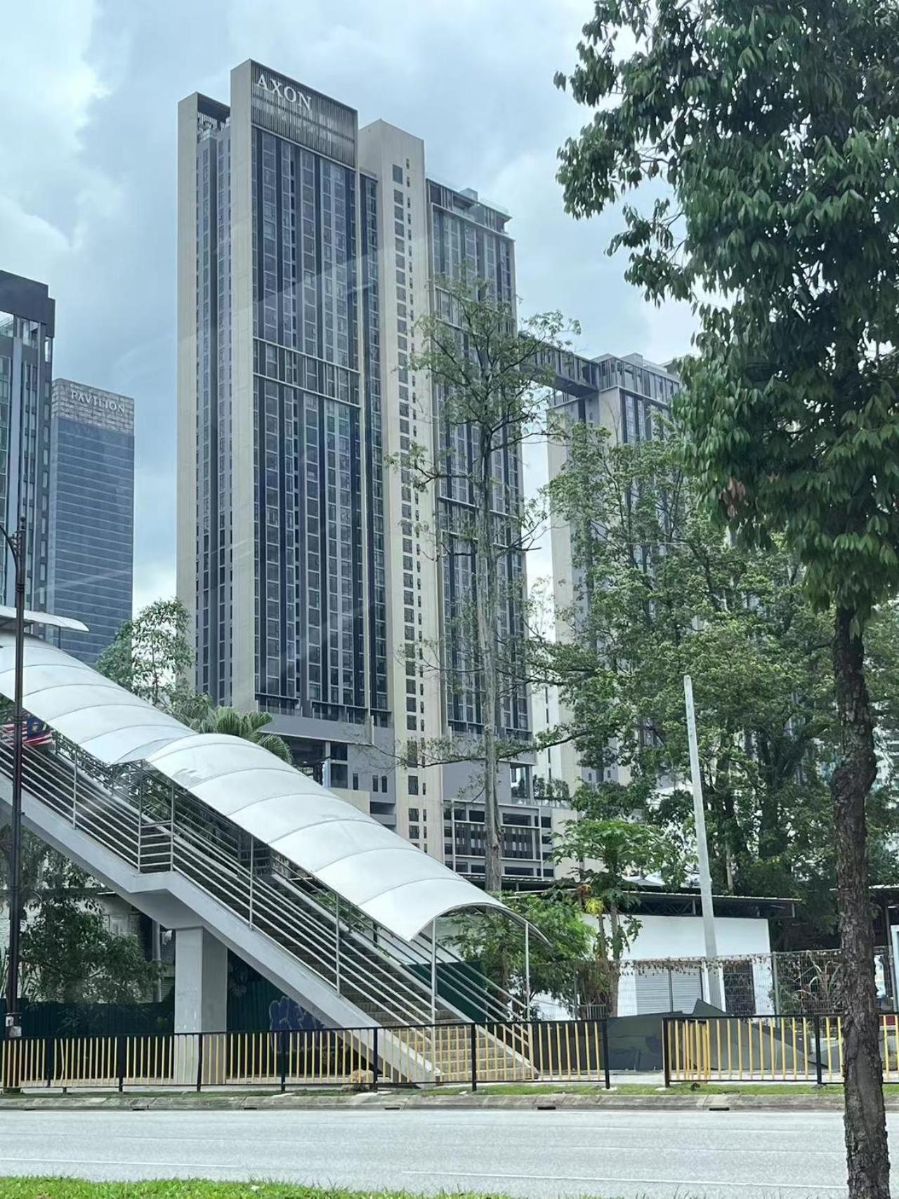 Axon Residence At Pavilion Klcc Kl Tower View By Kimiro Kuala Lumpur Exteriör bild